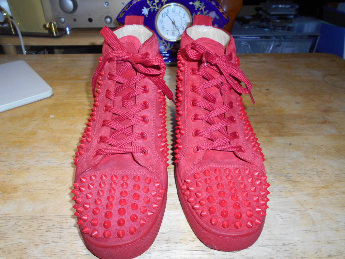 クリスチャン ルブタン(Christian Louboutin)　赤　スタッズスニーカー　サイズ41　26センチ　美品