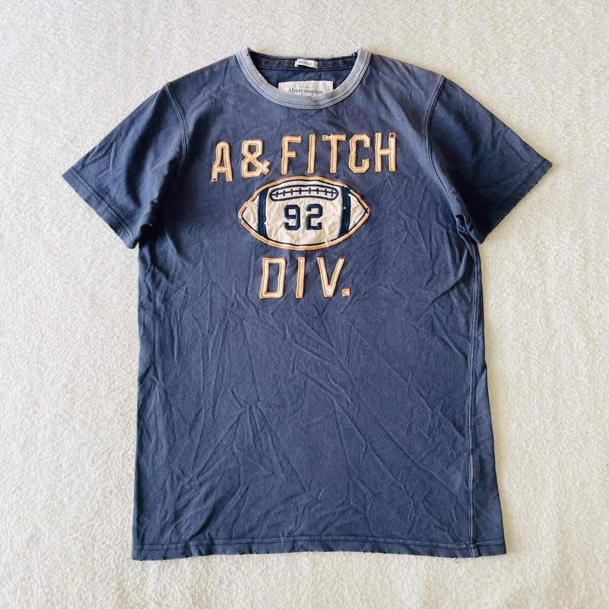 【アバクロンビー&フィッチ/アップリケロゴ】高品質オリジナルリンガーTシャツ！ネイビー/L表記/衝撃プライス！アメカジ古着/P68