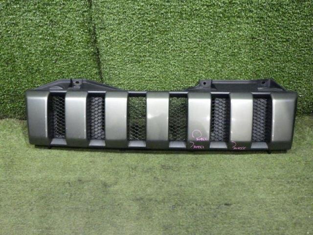 【山形 酒田発L】中古 ジムニー TA-JB23W ラジエータグリル