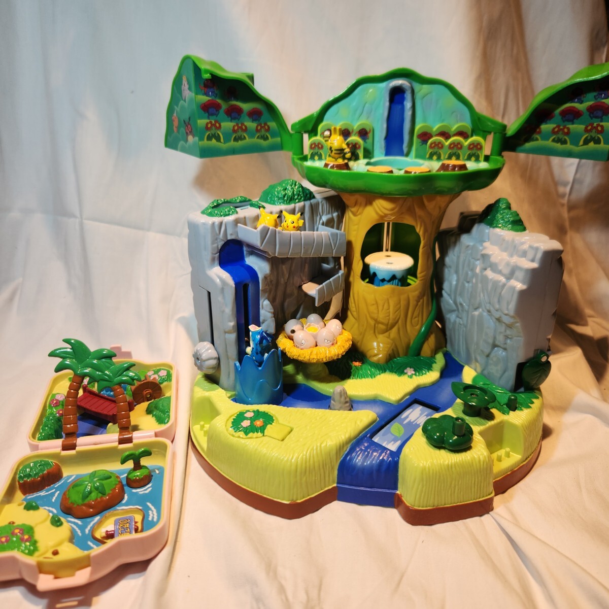 211【当時物】1998年 TOMY ポケットモンスター ちびポケハウス デラックスタイプ ピカチュウたんけんたい 初期玩具
