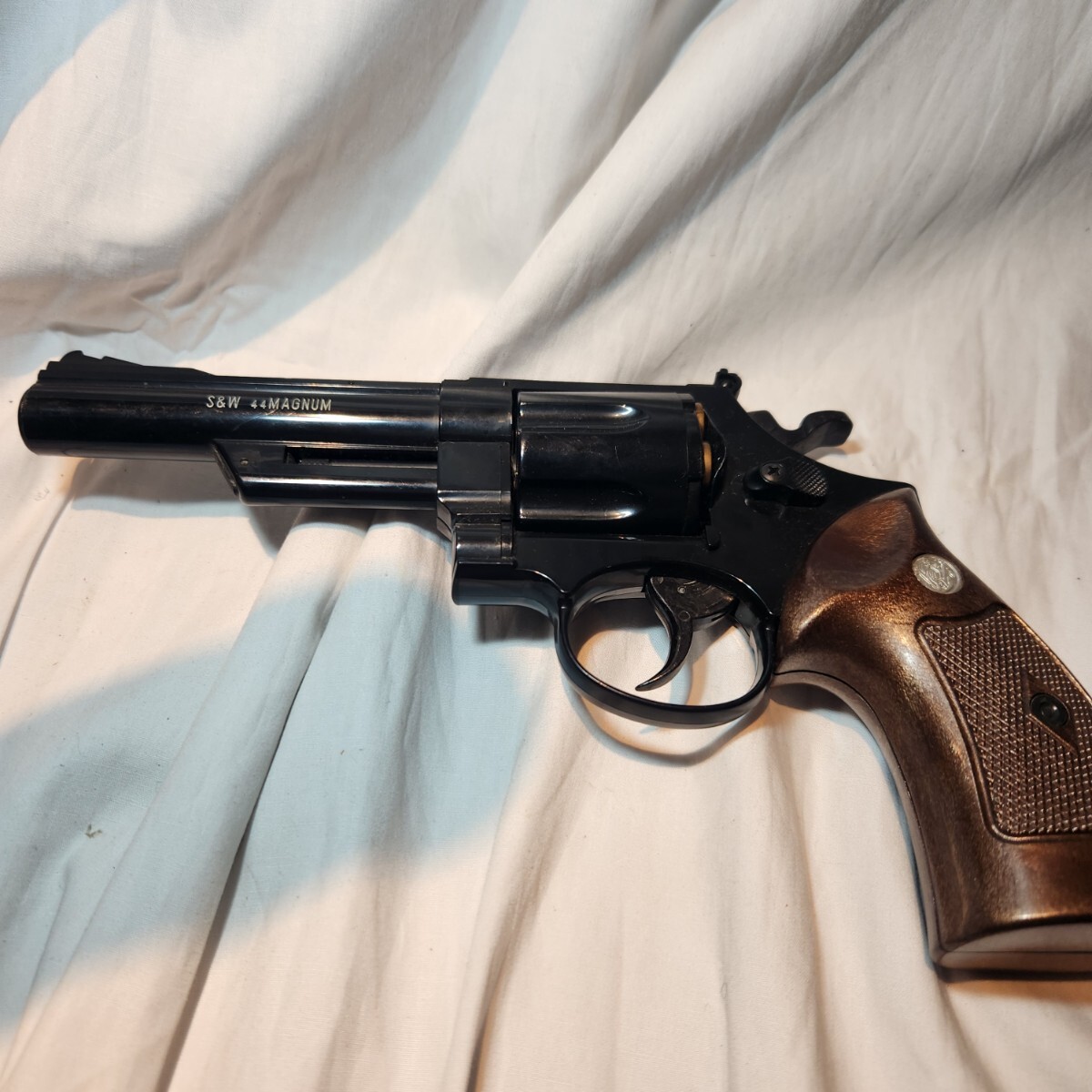 351 クラウンモデル S&W M29 .44MAGNUM 6インチ エアリボルバー 動作未確認