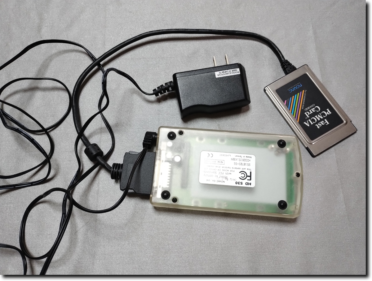 112p NOVAC HD 530 2.5inch HDD 外付け HDD ケース PCMCIA CARD PC CARD 送料は230円