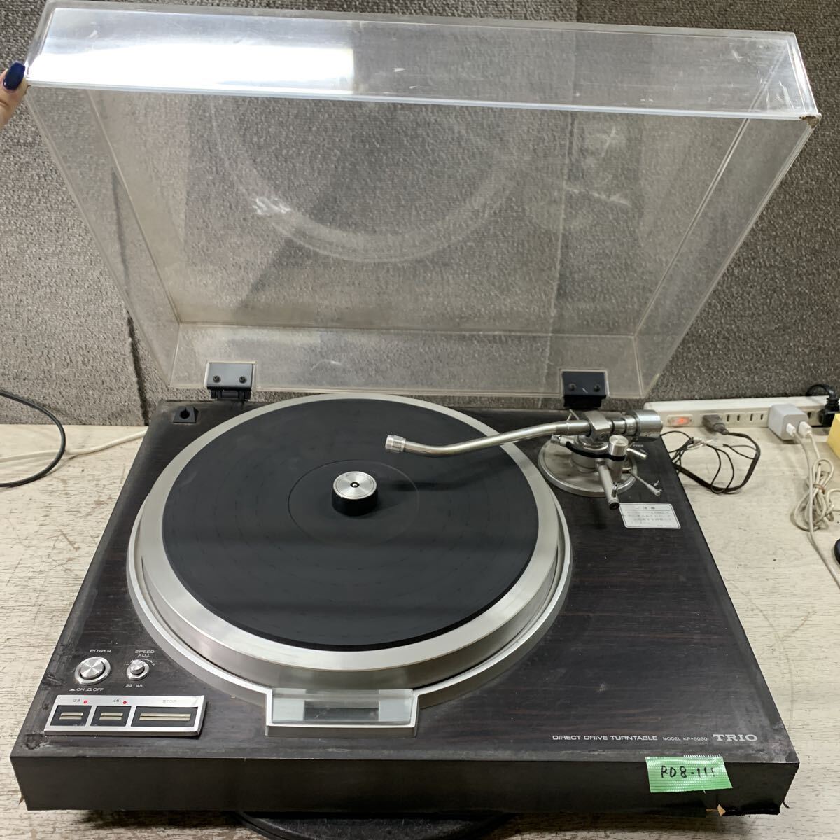 RD8-111 激安 レコードプレーヤー TRIO KP-5050 DIRECT DRIVE TURNTABLE 簡易動作確認済み 中古現状品 ※3回再出品で処分
