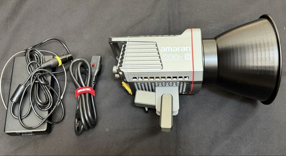 美品 Aputure amaran 200xs ライト 照明 バイカラー　撮影　Bi color LEDライト　アマラン　アプチャー　lighting bowens ボウエンズ 照明