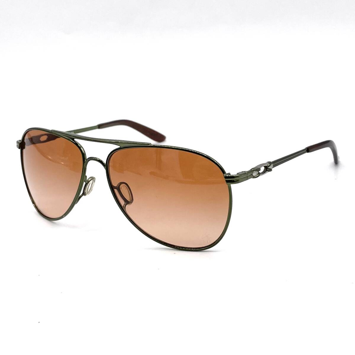 美品 Oakley オークリー サングラス ティアドロップ OO4062-11 グリーン 627