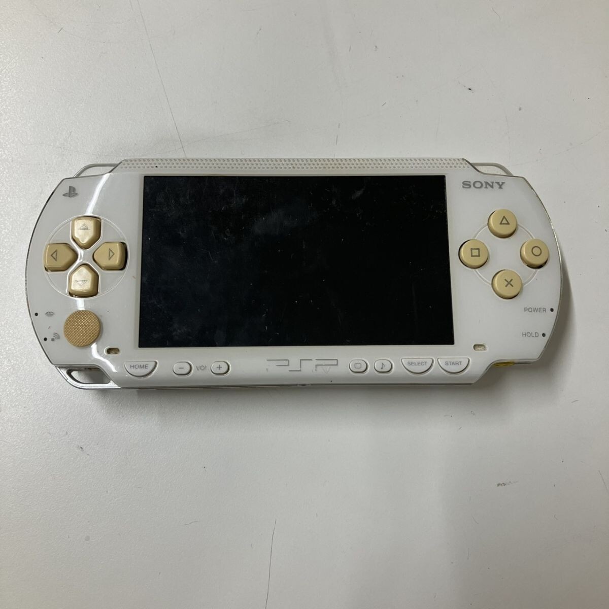 S182-SG8-2961 ◎ SONY ソニー PlayStation Portable PSP-1000シリーズ セラミック ホワイト 携帯用ゲーム機 本体 NA