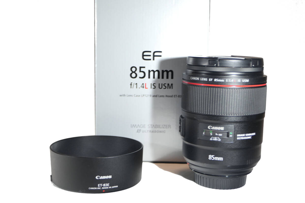 CANON EF85mm F1.4 L IS USM