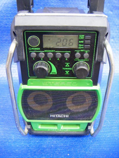 ★★★HITACHI 日立工機 コードレスラジオ UR18DSL (C匿名★★★