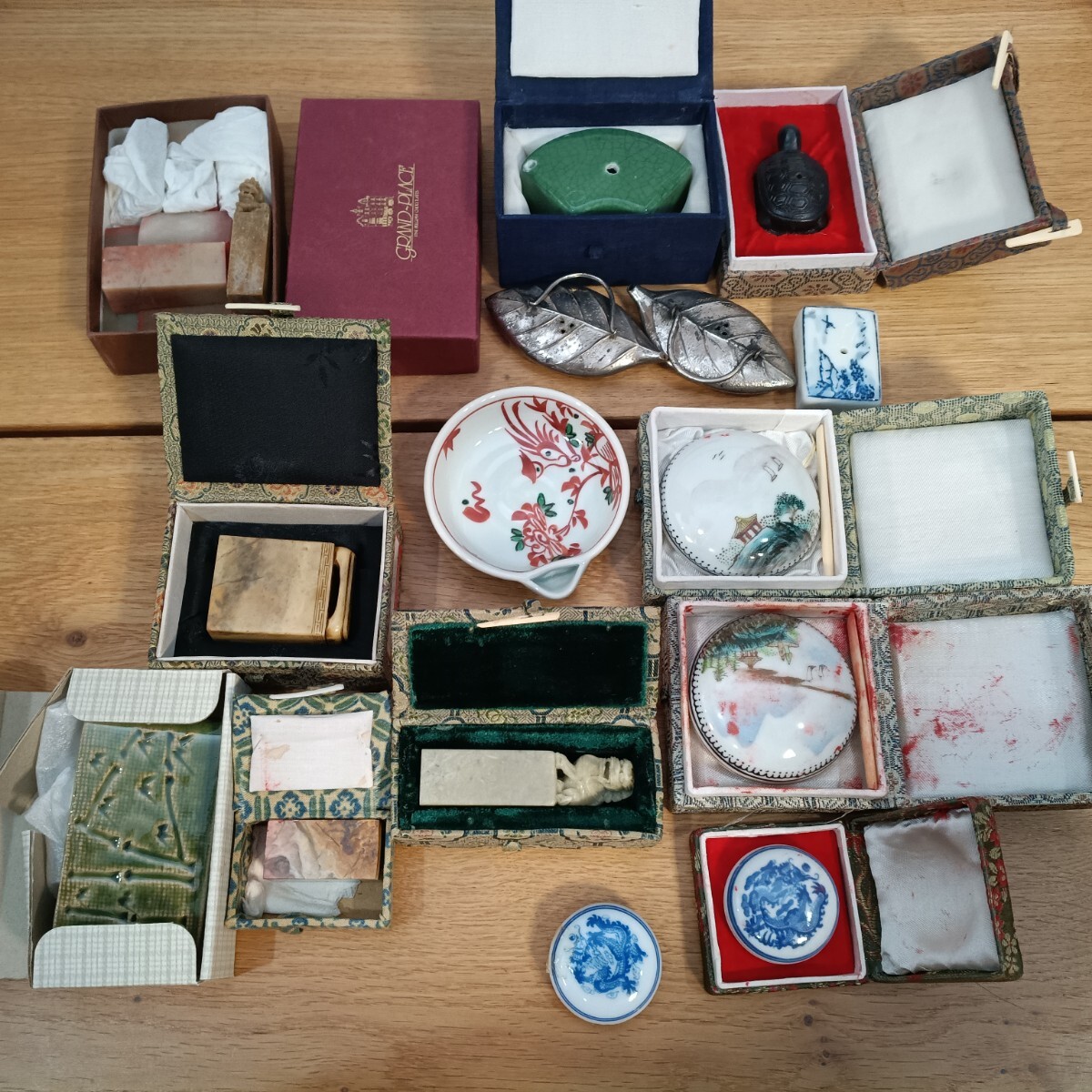 FJMT1 印泥 印材 落款印 篆刻用品 まとめ 中国美術 書道具 水滴 印盒 ケース付 現状品