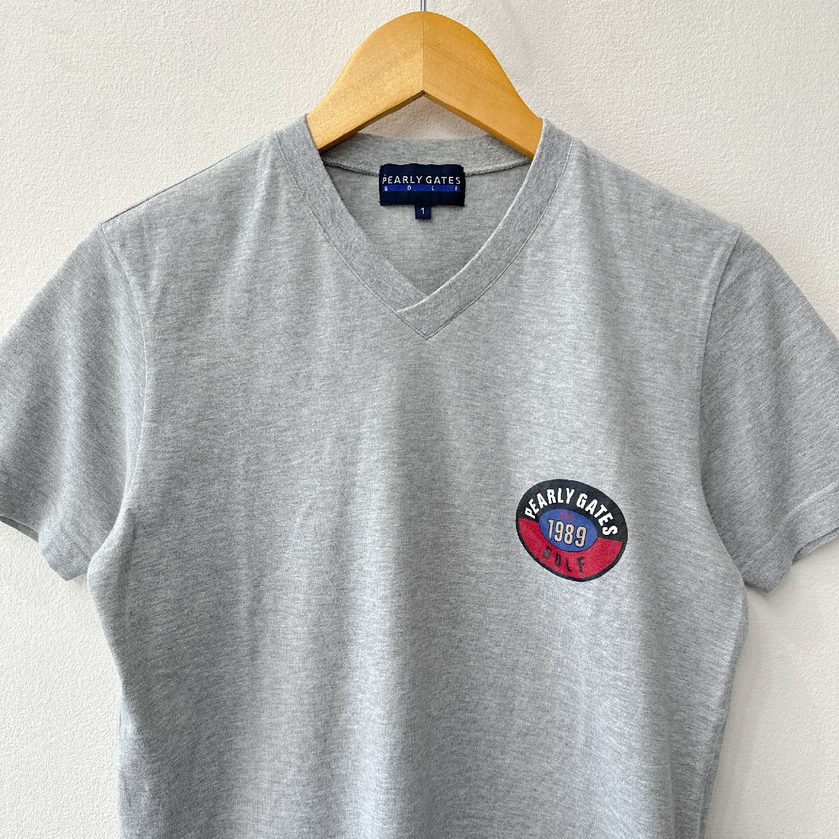 PEARLY GATES パーリーゲイツ ロゴワッペン Vネック 半袖Tシャツ サイズ1 /グレー系 メンズ 綿 ゴルフ カットソー