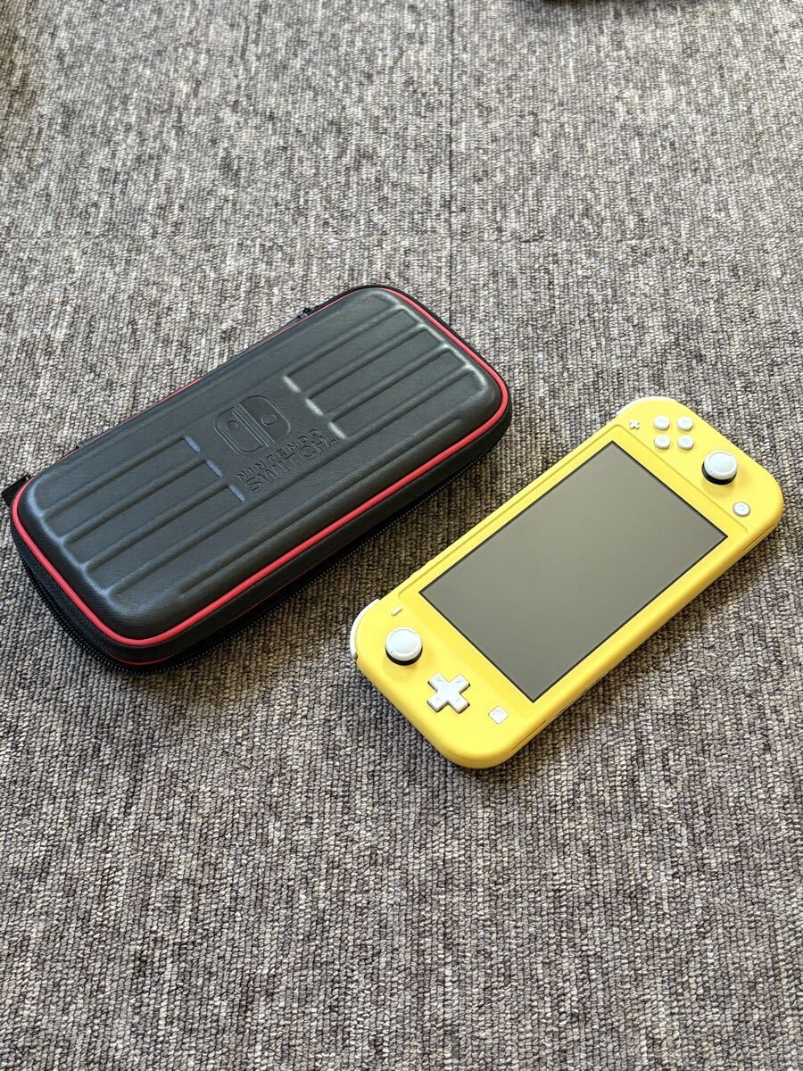 【美品/動作確認済】Nintendo Switch Lite イエロー 本体 ＋ HORI製ハードケース付き スイッチライト