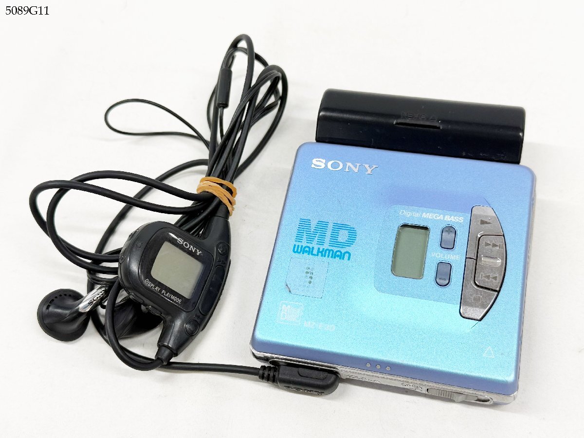 通電OK SONY ソニー MD WALKMAN ウォークマン MZ-E30 ブルー 青 オーディオ機器 RM-MZE50MP イヤホン付き 5089G11-13