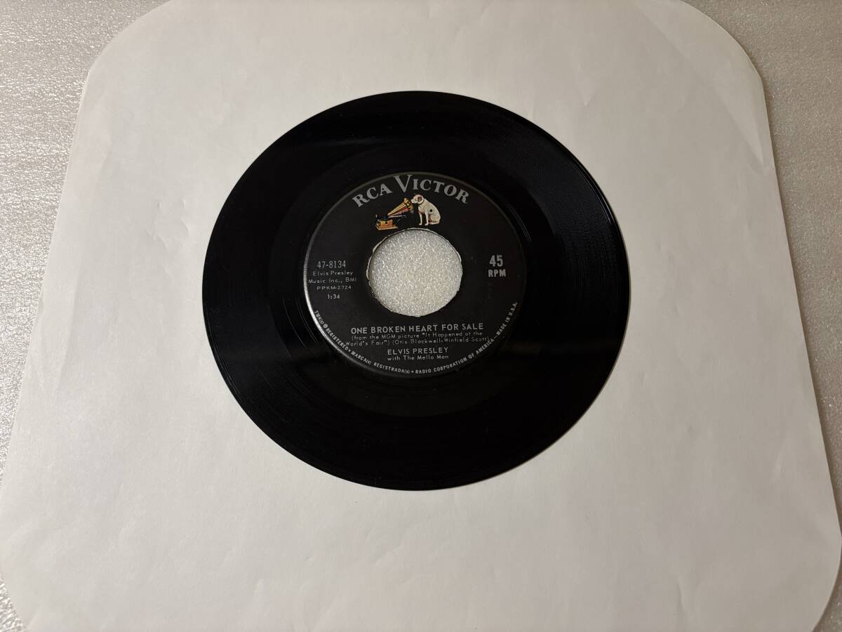 Elvis Presley/RCA Victor 47-8134/One Broken Heart For Sail/They Remind Me Too Much Of You/1963