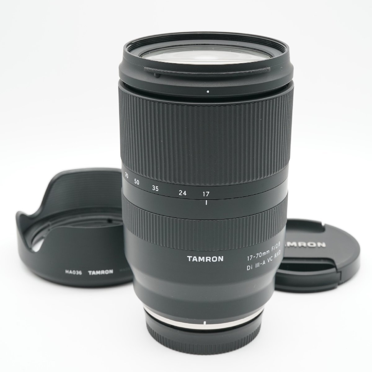 新品級 TAMRON タムロン 17-70mm F/2.8 Di III-A VC RXD B070 フジフイルム Xマウント あると嬉しい純正フード(スレあり)付！