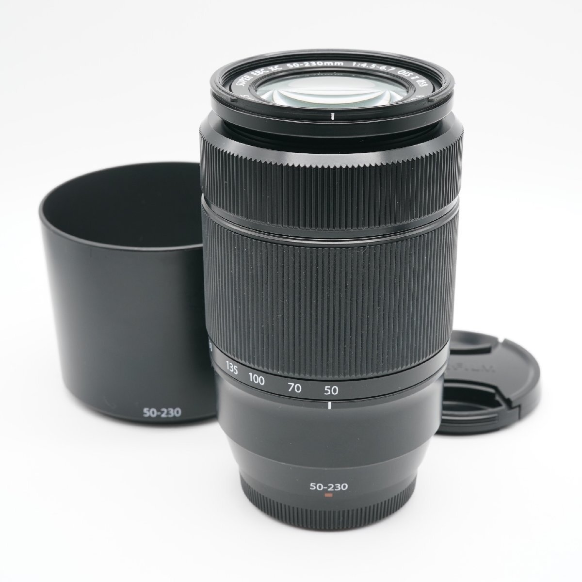 新品級 フジフイルム XC 50-230mm F4.5-6.7 OIS II ブラック あると嬉しい純正フード(スレキズあり)付！