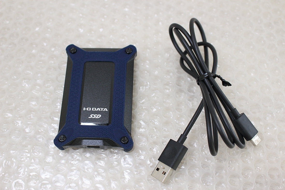 ★送料無料！アイオーデータ ポータブルSSD 500GB SSPG-USC500NB★WW74