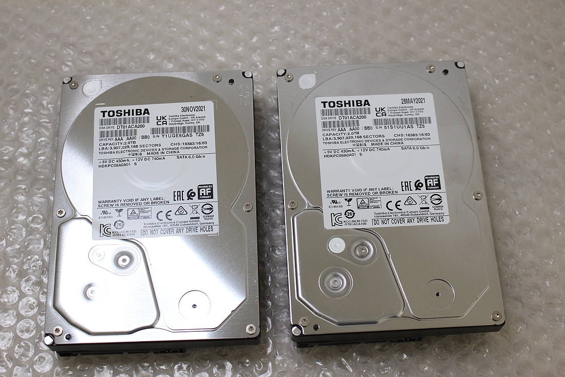 ★TOSHIBA 3.5inch 2TB SATA接続HDD DT01ACA200 2台セット 使用時間 40時間 16時間★XX12