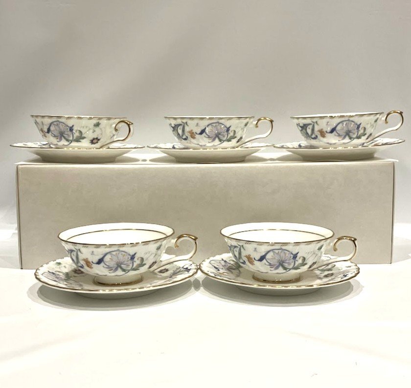 ■HOYA CHINA CORP Bone China カップ＆ソーサー5点セット 箱付き 計1点【買取まねきや】