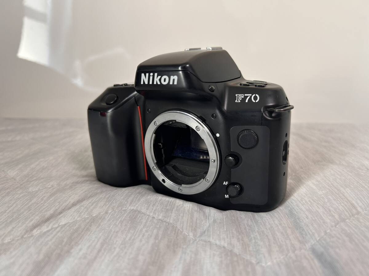 Nikon ニコン F70 フィルムカメラ ボディ
