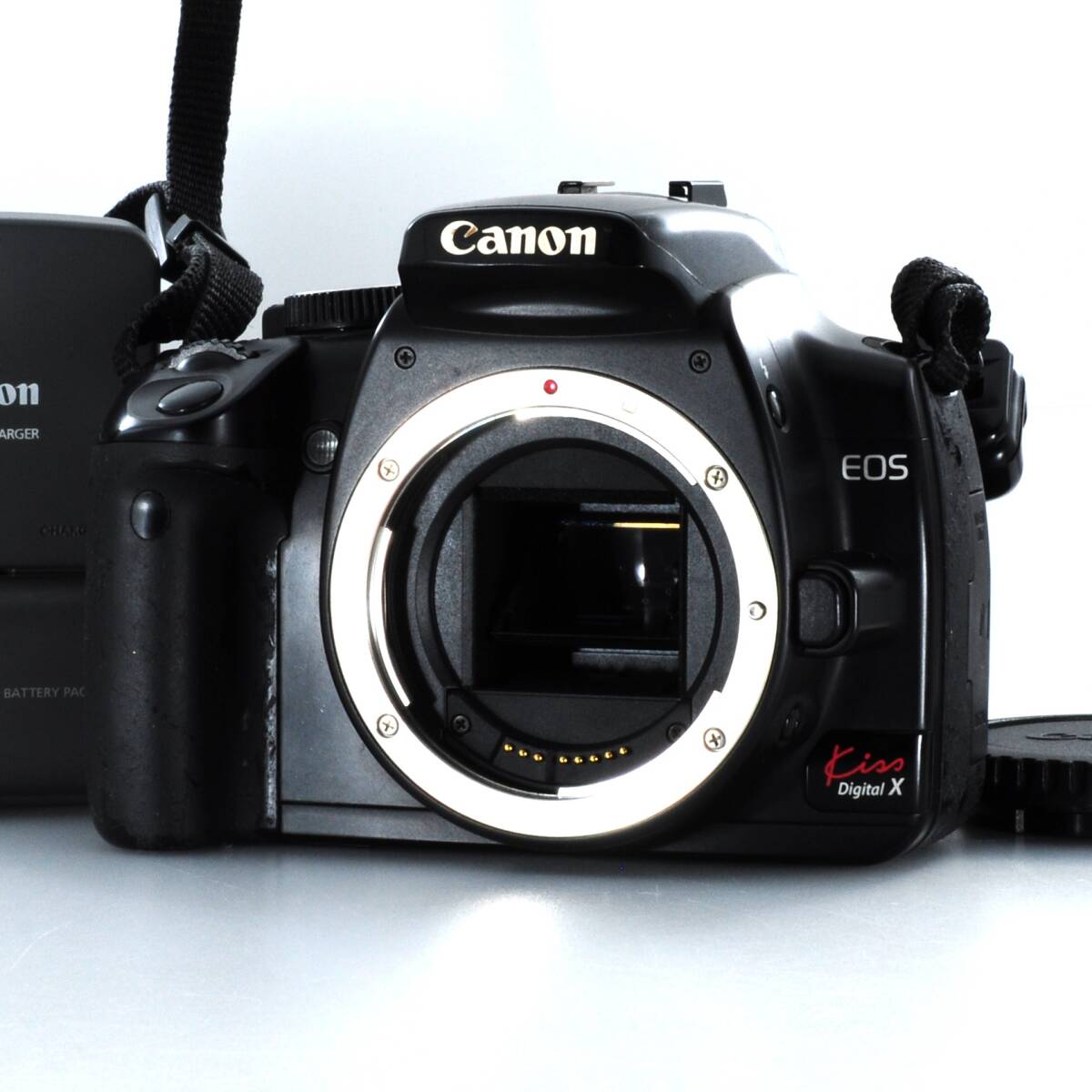 【キヤノン】Canon EOS Kiss Digital X デジタル一眼レフカメラ + バッテリー #U654A