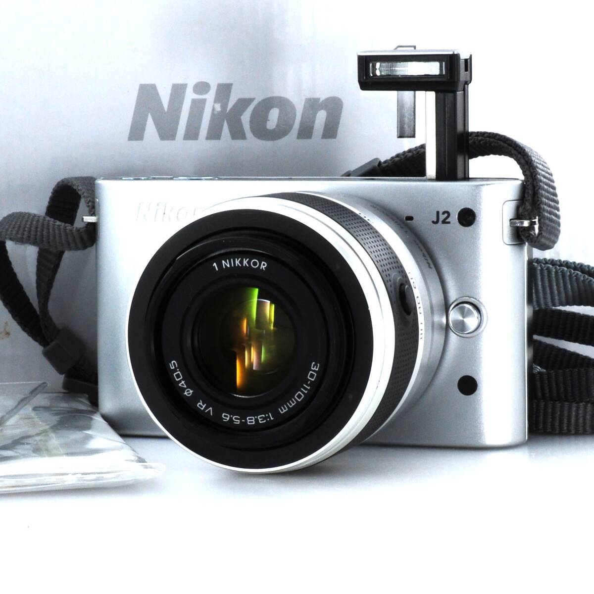 【ニコン】NIKON 1 J2 + 1 NIKKOR 30-110mm F3.8-5.6 VR #U657A