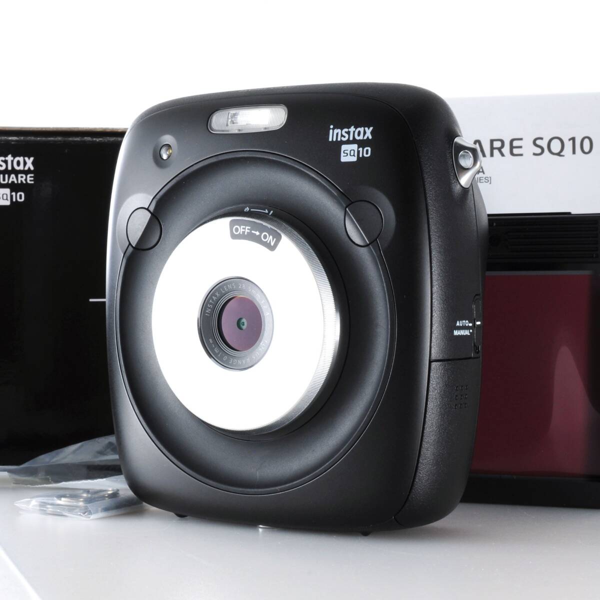 【富士フイルム】FUJIFILM instax SQ10 ブラック インスタントデジタルカメラ + バッテリー #W042