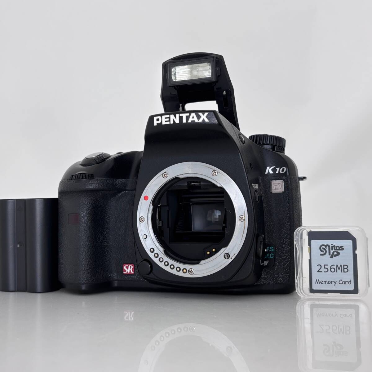 【ペンタックス】PENTAX K10D SR デジタル一眼レフカメラ + バッテリー #U970