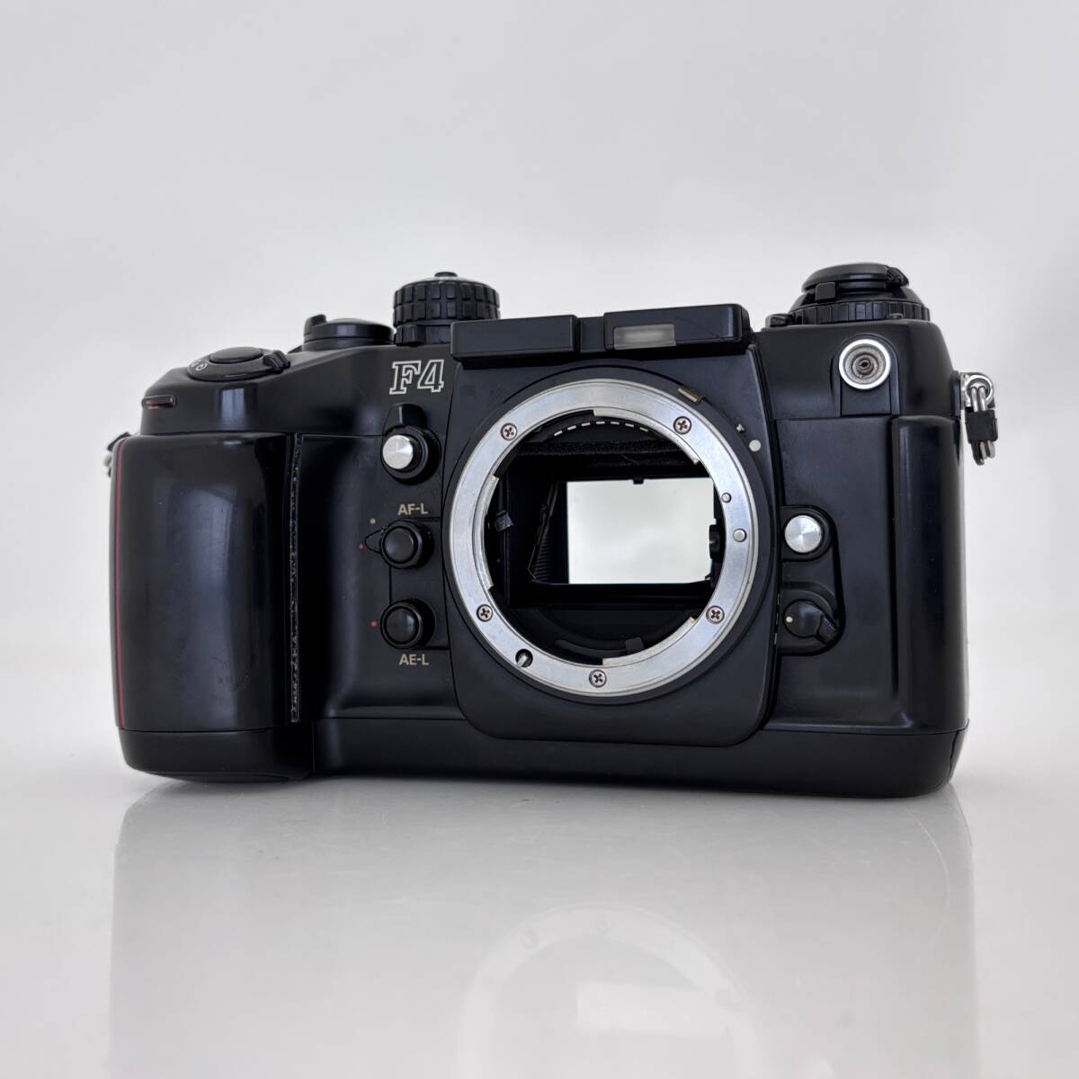 【ニコン】Nikon F4 フィルム一眼レフカメラ ボディ #W310A