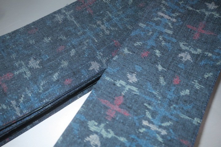 壱金2197 男角帯 本絹塩澤紬К藍青緑色粗細織地の山岳文様絣 新品