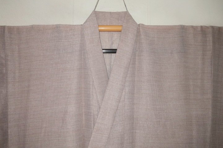 拾11793RM シルク化繊 夏お召調の紗 男着物単衣 裄78丈152К灰芭蕉色の斑入り 新品仕立て上がり 家庭で洗える シボのある織