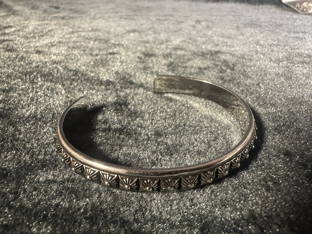 クロス バングル シルバー silver９２５ 刻印 内径約5.5cm クロムハーツ好きな方に