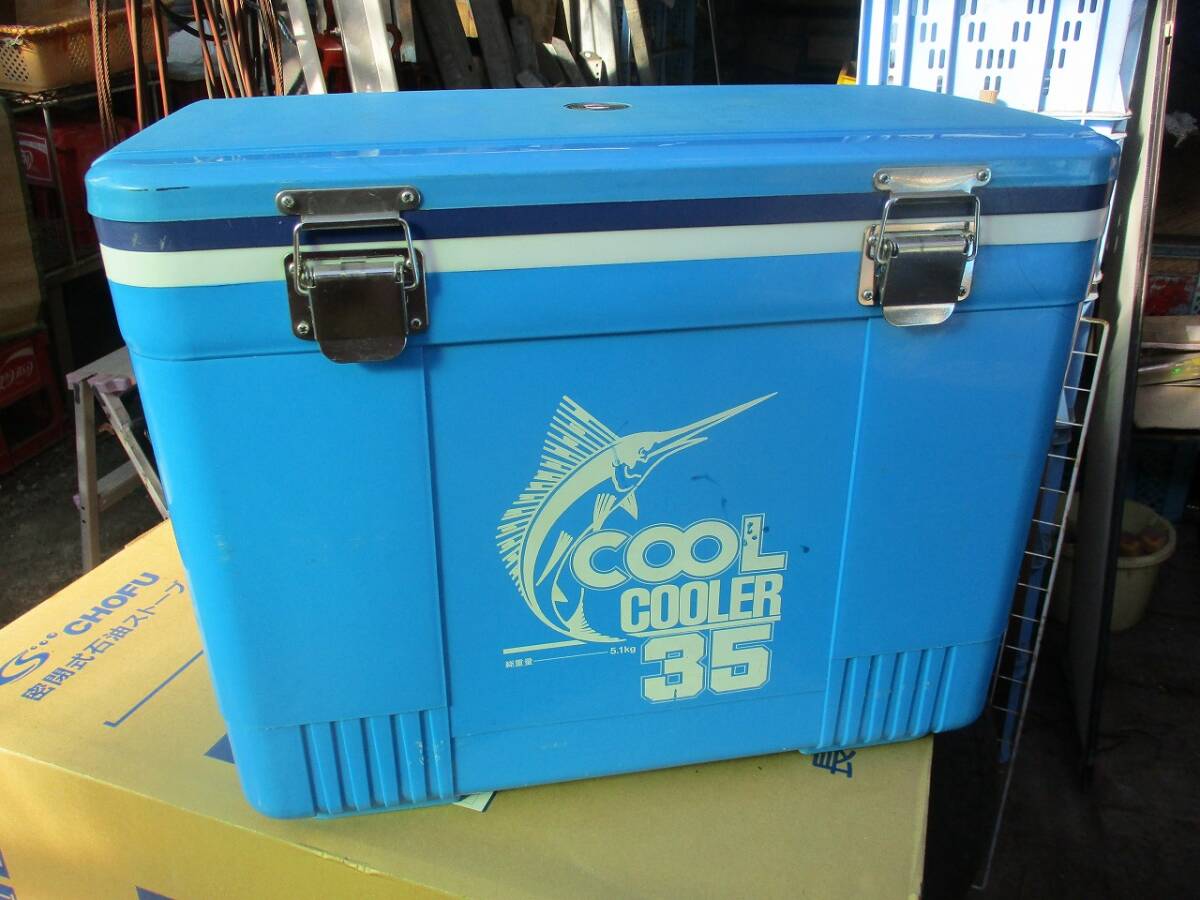 中古 クーラーボックス 35L 釣り 魚 キャンプ アウトドア お祭り イベント 深さ29Cm 横内幅44Cm 縦内幅26Cm 傷あり 倉庫整理中