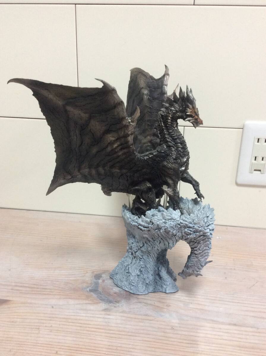 カプコン CFBクリエイターズモデル モンスターハンター 銅龍 クシャルダオラ