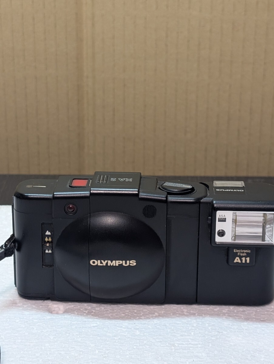 当時物 コンパクトカメラ オリンパス OLYMPUS XA2 D.ZUIKO F3.5 35mm Electronic Flash A11 COMPACT CAMERA 現状品