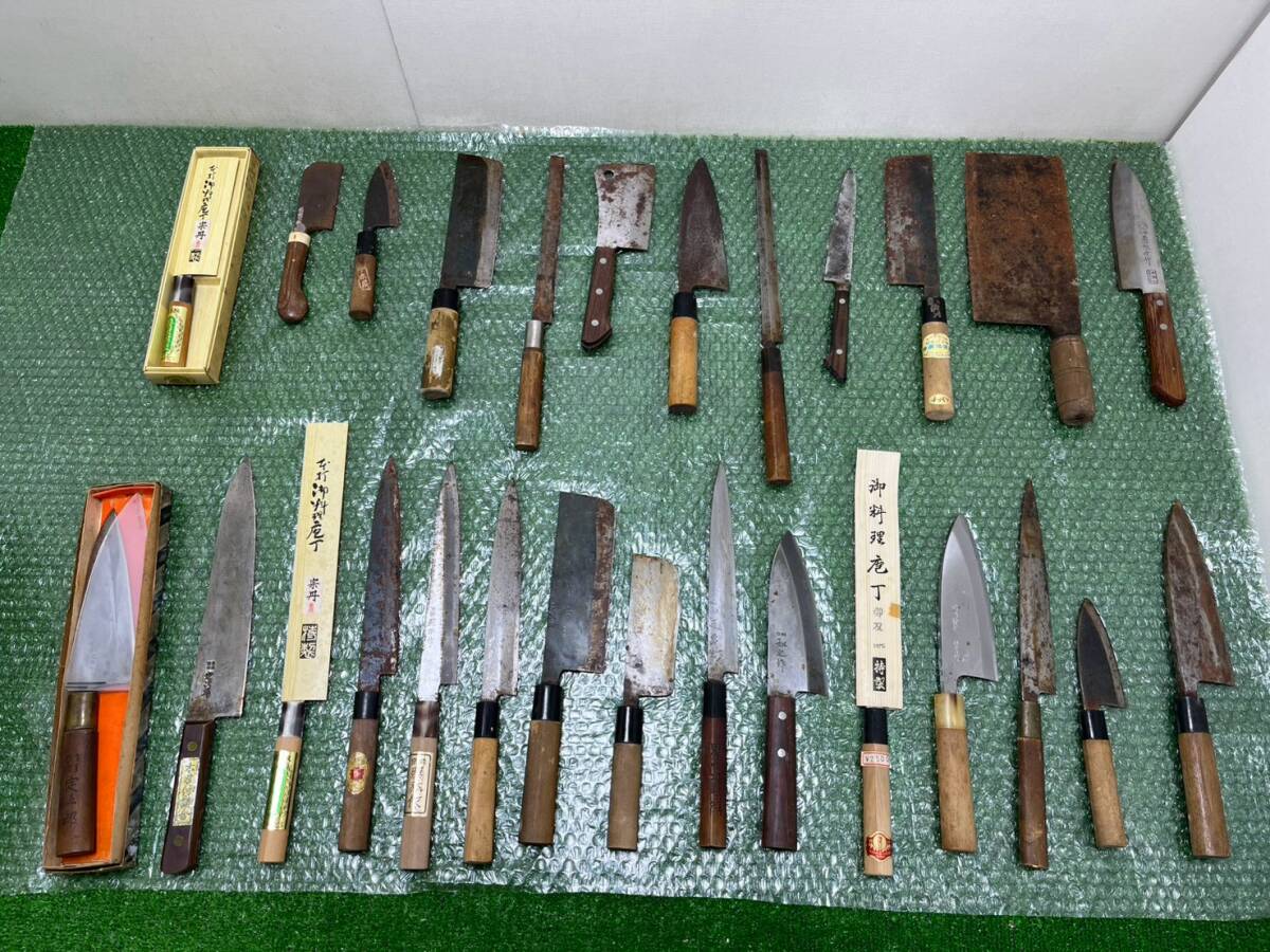 ＊23 ジャンク 包丁 まとめ売り 菊一文珠四郎包永 三徳 ステンレス鋼 柳刃 宗丹作 刺身 出刃 照秀作 和包丁 定五郎 源正吉 東萬作 100