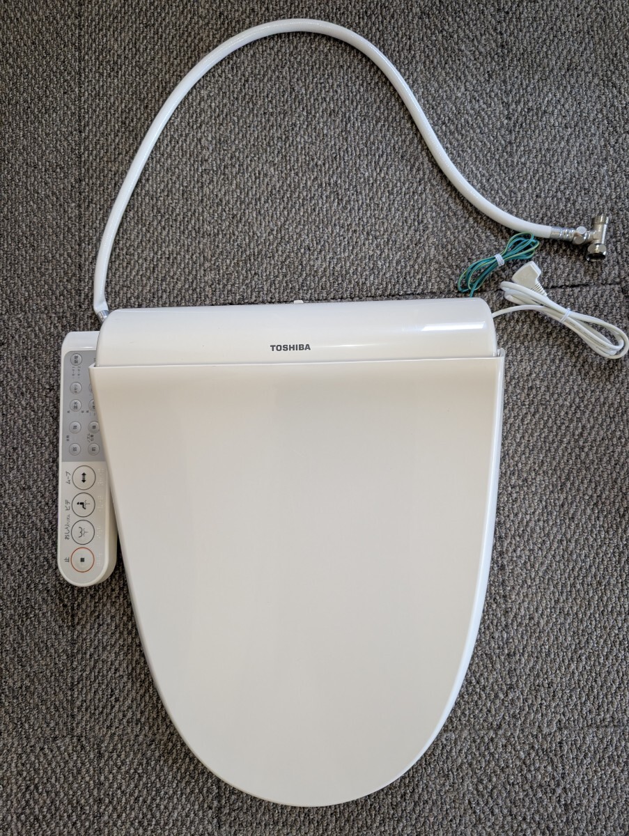 送料無料 動作品 温水洗浄便座 TOSHIBA 東芝 クリーンウォッシュ SCS-TCK1010 パステルアイボリー 2022年製 ウォシュレット ホワイト 白系