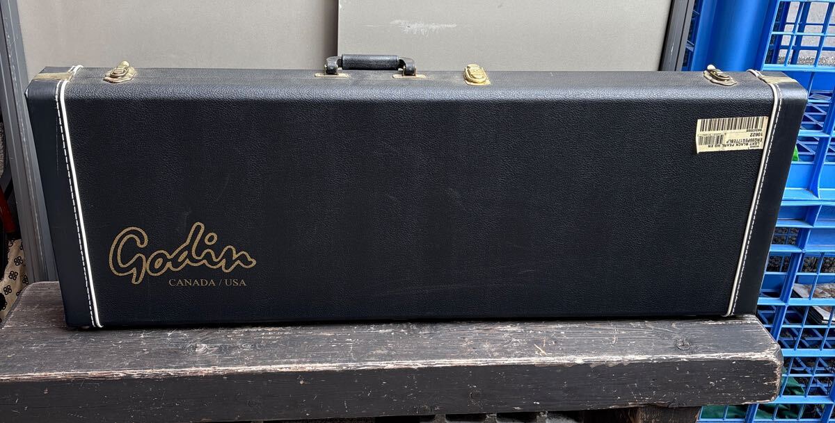 Godin ゴダン　ハードケース　LG-XT 315693400 ブラック　純正ハードケース　カナダ製　鍵付　保証書付