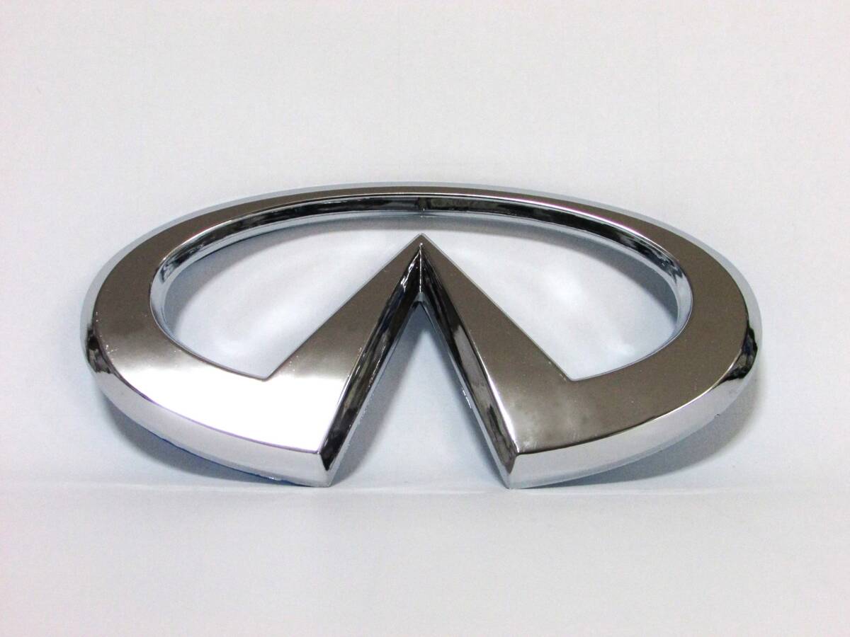 INFINITI インフィニティ 日産 エンブレム シルバー 