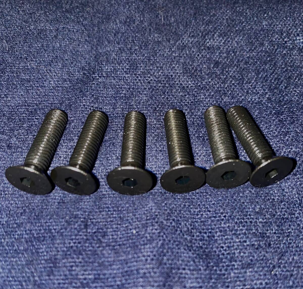 ★MOMO NARDI モモ ナルディ ステンレスブラック ステアリングビス サイズM5×20 6個セット 新品 セミロング ホーンボタン ネジ ボルト★