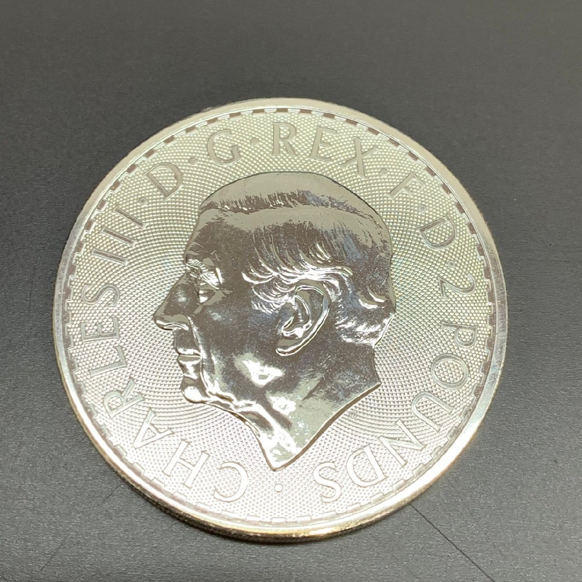 【彦】チャールズ3世 ブリタニア銀貨 2ポンド ケース付き 1トロイオンス 2025年【5026HK】H4