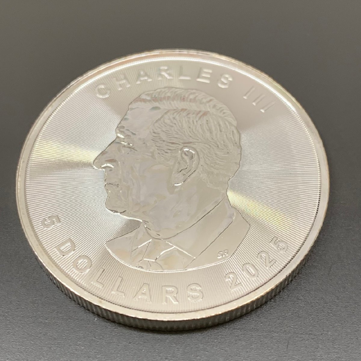 【彦】チャールズ3世 5カナダドル メイプルリーフ ケース付き 1トロイオンス 銀貨 2025年 【5024HK】H4