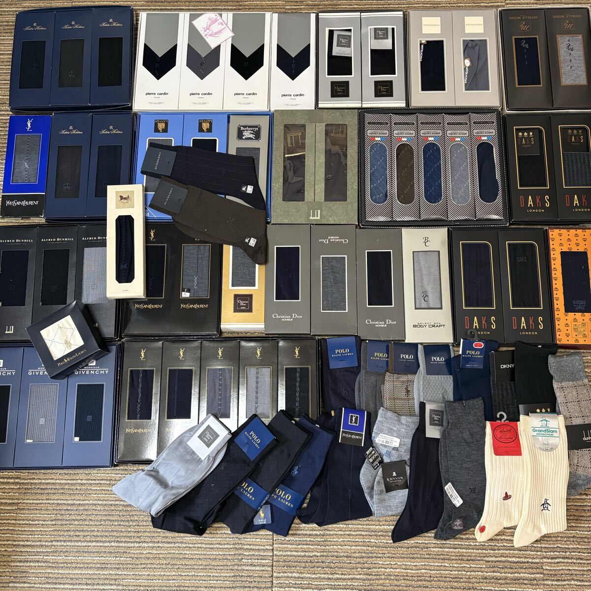 全て新品！ブランドソックス/ビジネスソックス大量まとめ　BURBERRY/dunhill/POLO RALPH LAUREN/MCM/YSL/Dior/DAKS 他