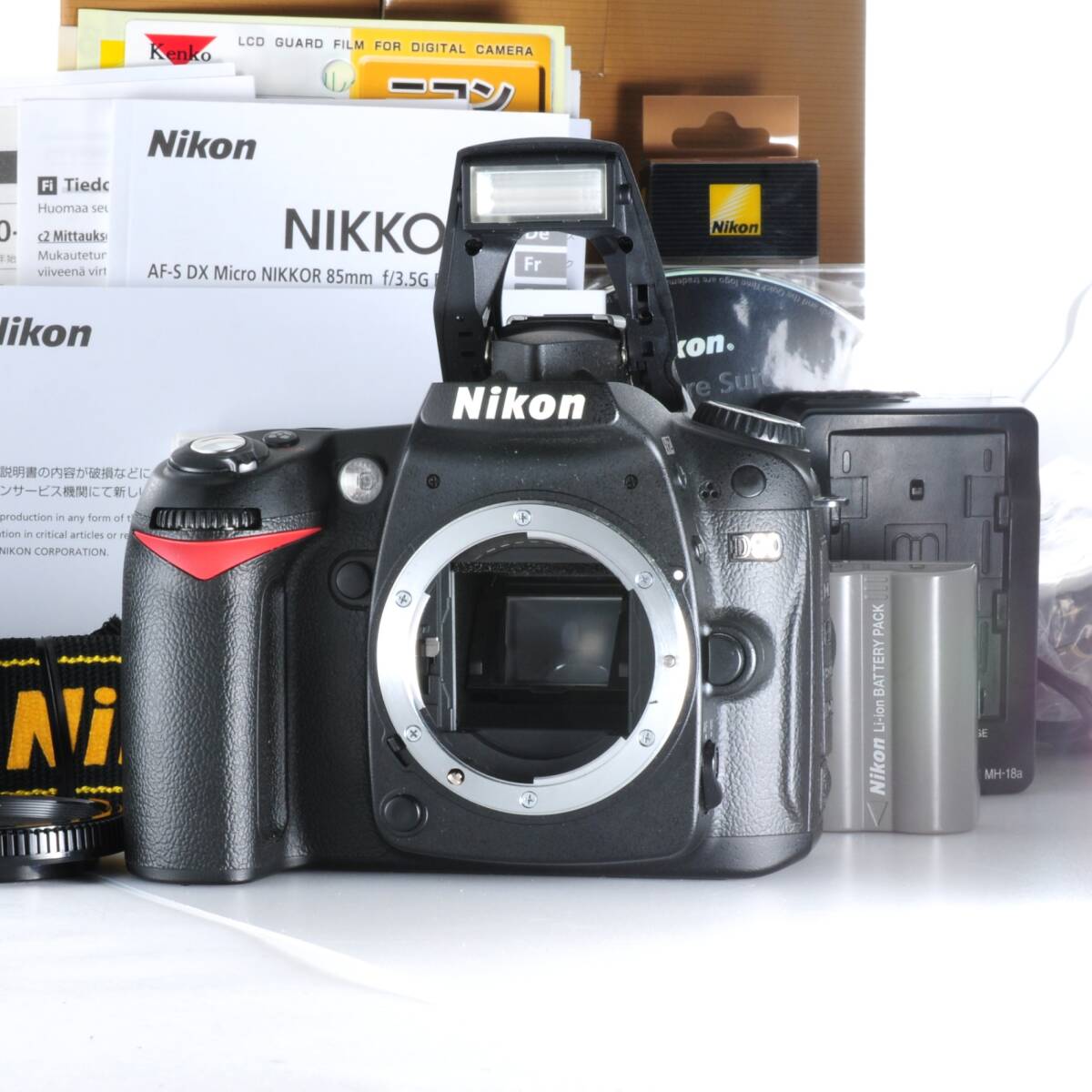 【ニコン】NIKON D90 デジタル一眼レフカメラ + バッテリー #U686A