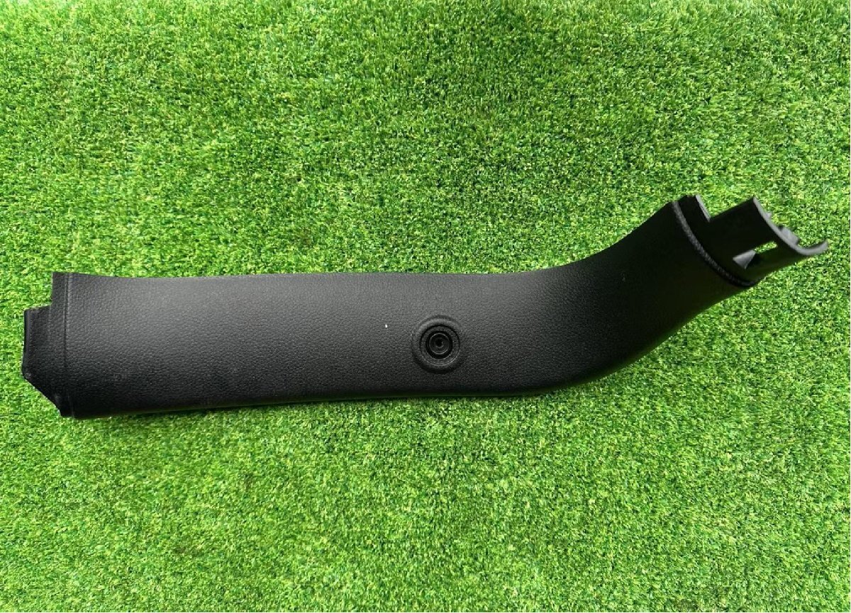 BMW ミニ DBA-XM20 リアテールゲート インテリアトリムカバー 51437302725 LH HS-175
