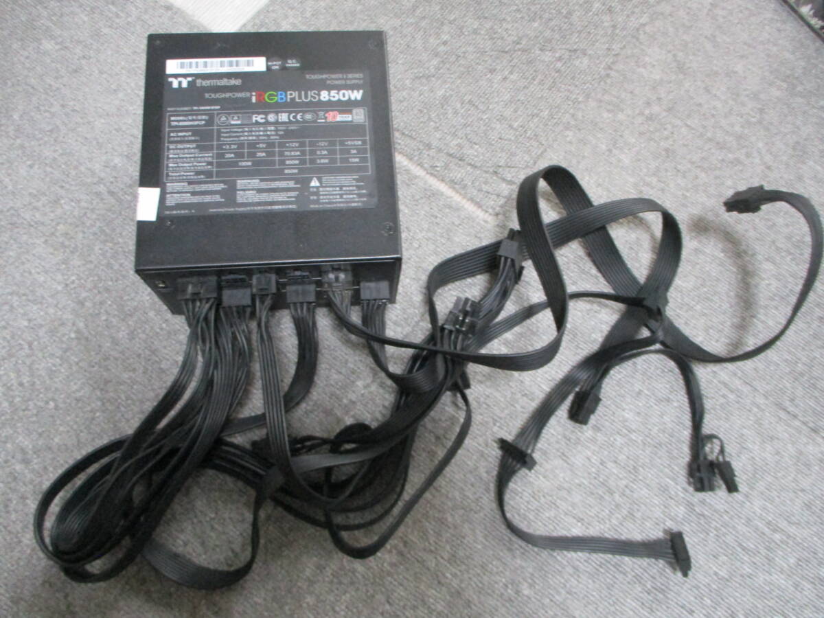 送料安★ゆうパック60サイ★Toughpower iRGB PLUS 850W Platinum Thermaltake TOUGHPOWER iRGB PLUS(TPI-850DH3FCP) 850W ATX電源ユニット