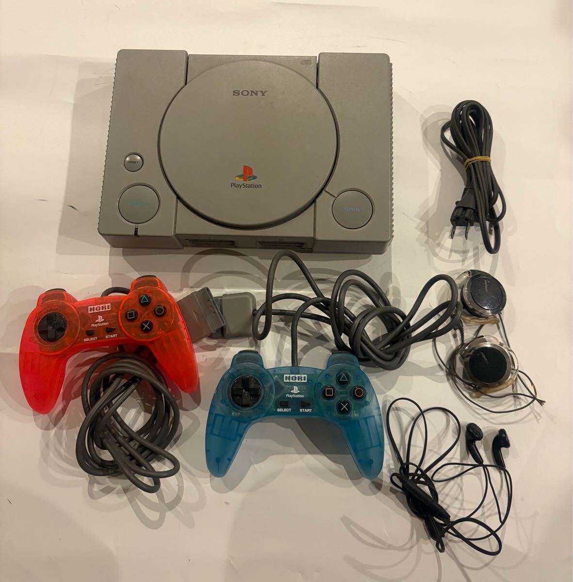 【ま531】通電確認済 SONY PlayStation SCPH-5500 ソニー プレイステーション コントローラー 電源コード イヤホン プレステ PS1