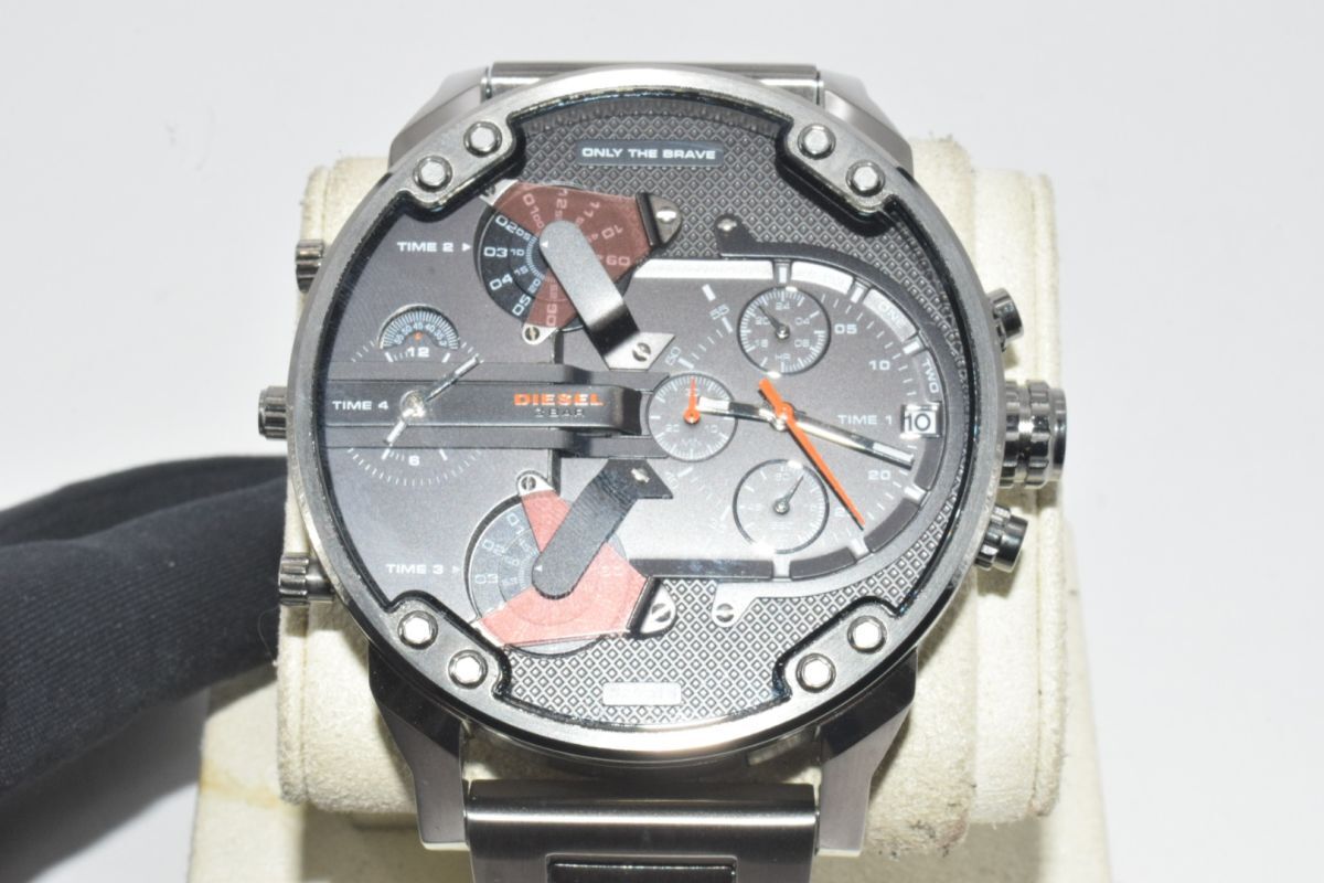 【30-2607-46-15】 DIESEL ディーゼル Mr. Daddy シリーズ DZ7315 ステンレススチール 腕時計 DZ-7315 ビックフェイス