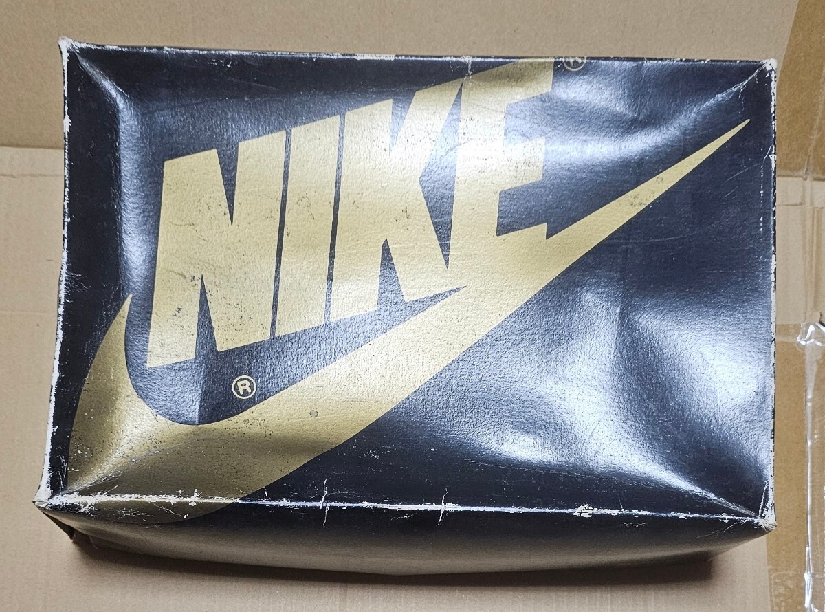 NIKE MAKO150 箱のみ us9　黒金(ジョーダン　オリジナル　ビンテージ