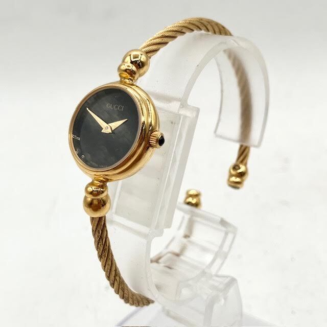 A7　GUCCI　グッチ　ワイヤーバングルウォッチ　2700.2.L