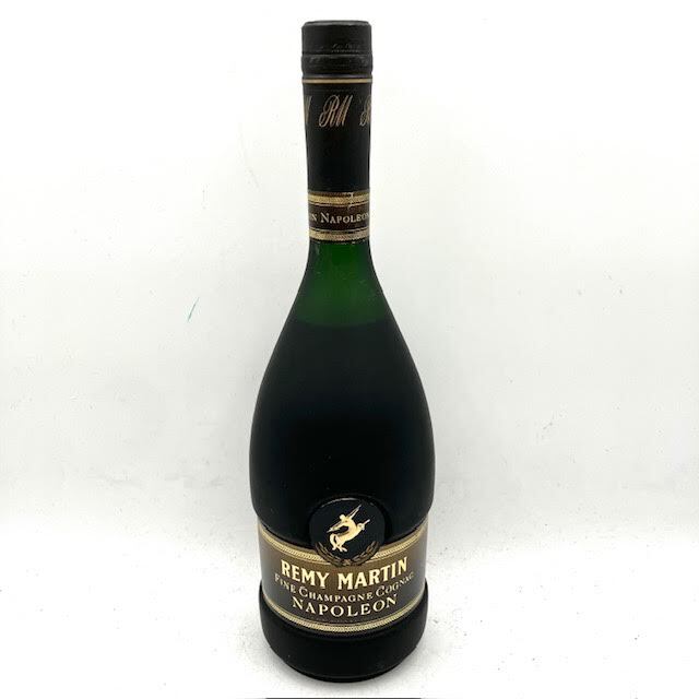 A14　【未開栓】REMY MARTIN　レミーマルタン　ナポレオン　700　40度